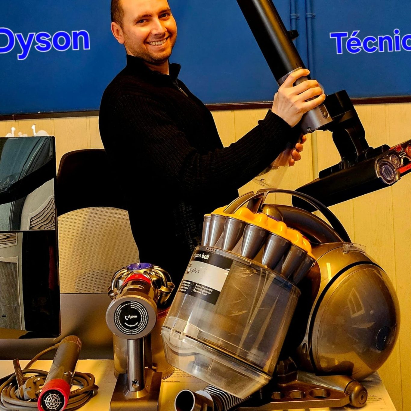 Dyson se para intermitente y no funciona Dyson se para intermitente y no funciona