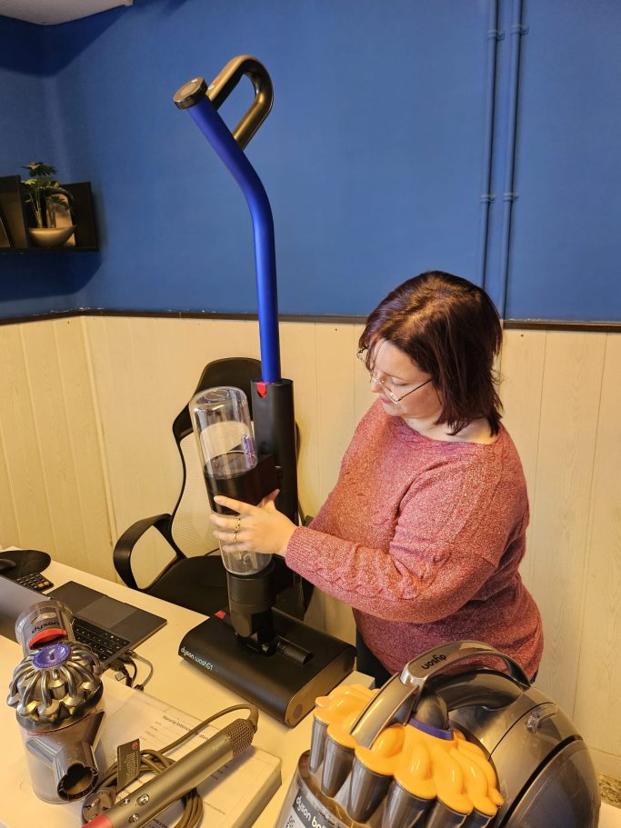 Reparaciones de aspiradoras Dyson Reparamos su aspiradora Dyson